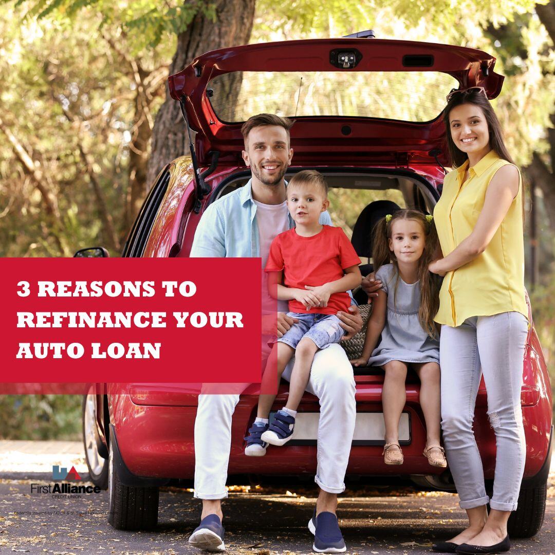 3 Reasons to Refinance Your Auto Loan - feature - family taking a picture in back of car