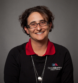 2021-10  Headshot - Lisett Comai-Legrand