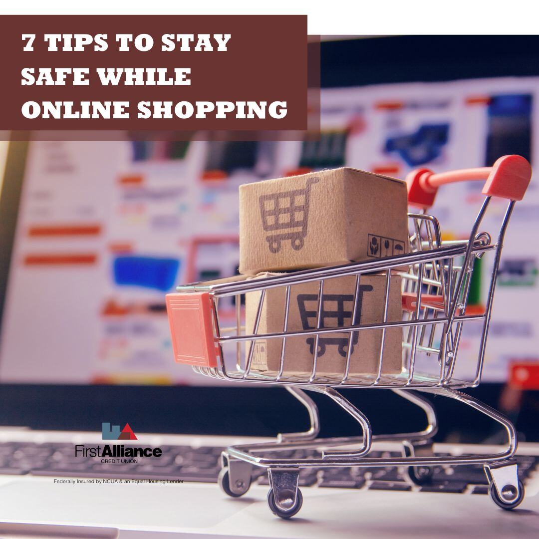 7 Tips to Stay Safe While Online Shopping