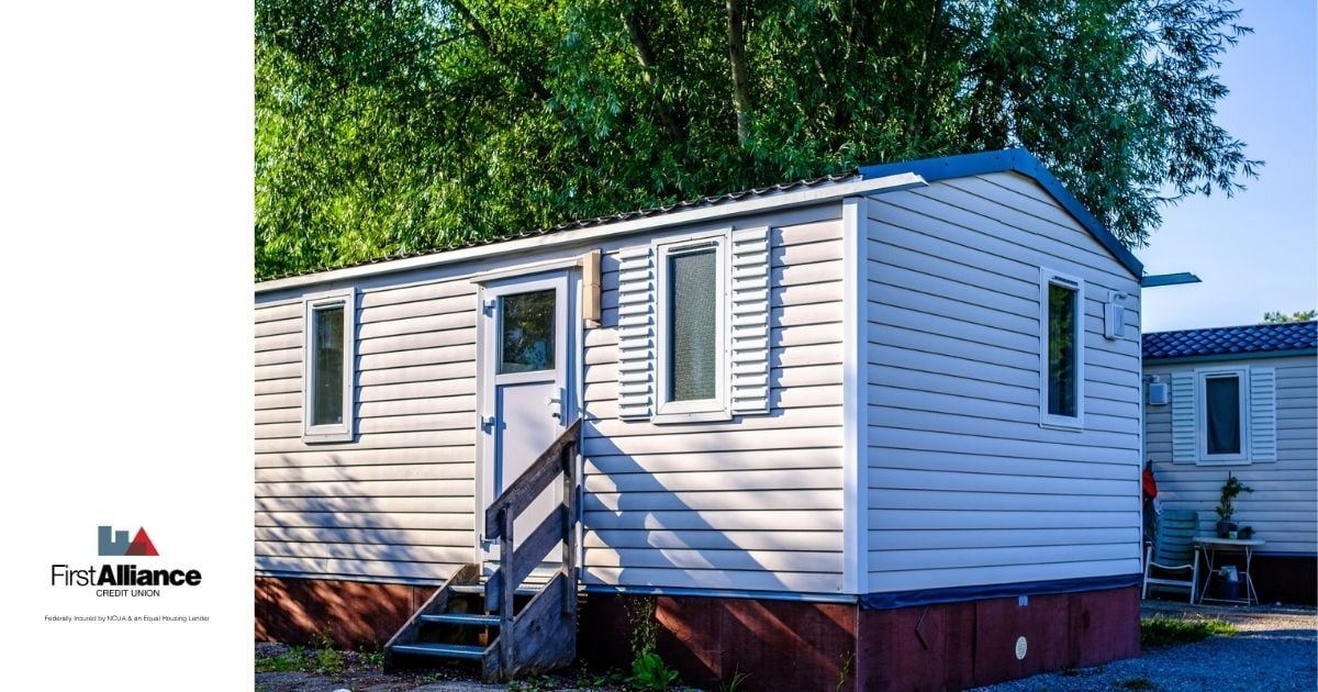 How to Qualify for a Manufactured Home Loan: What Buyers Need to Know
