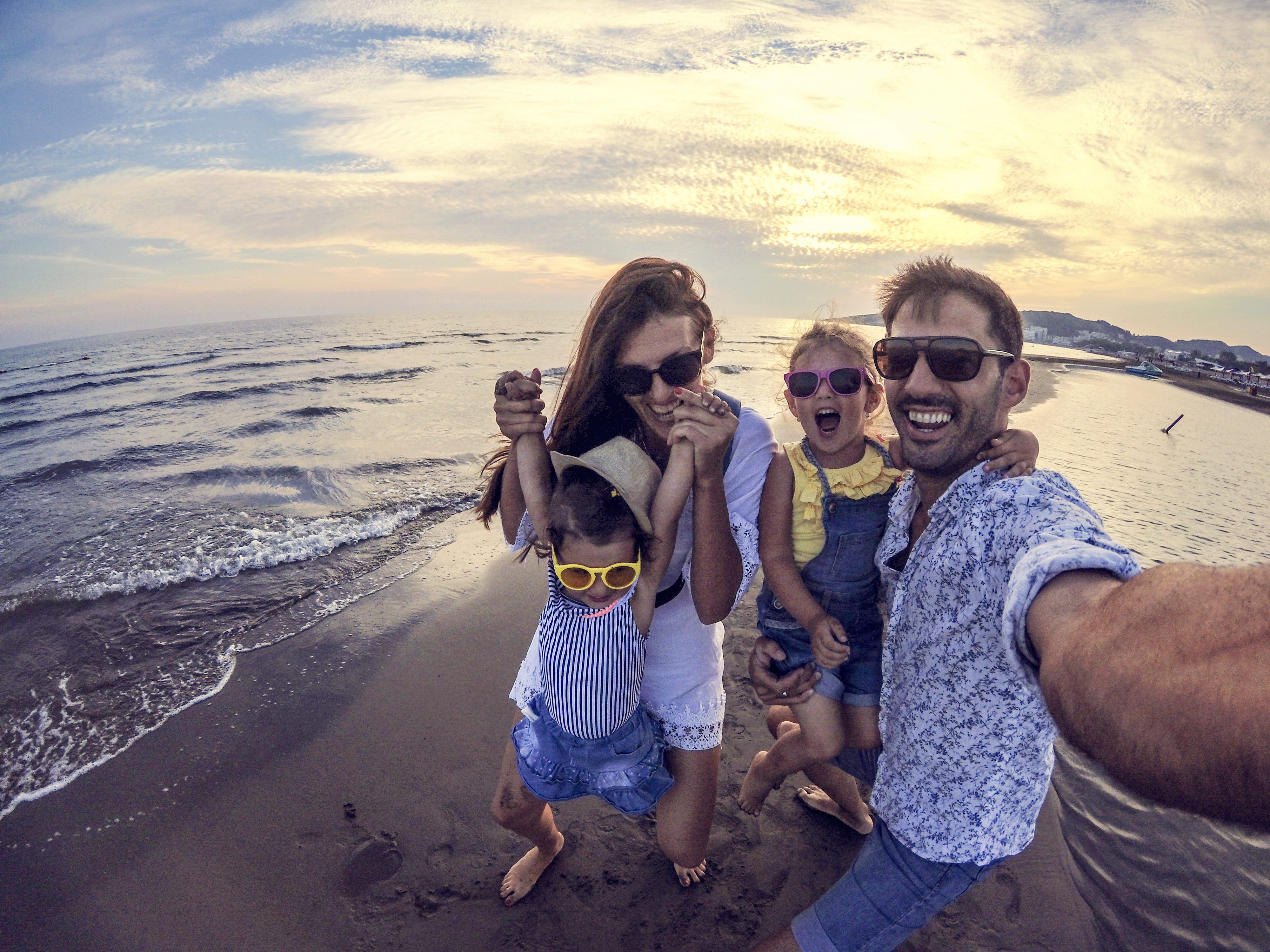 6 Tips for Traveling Safely
